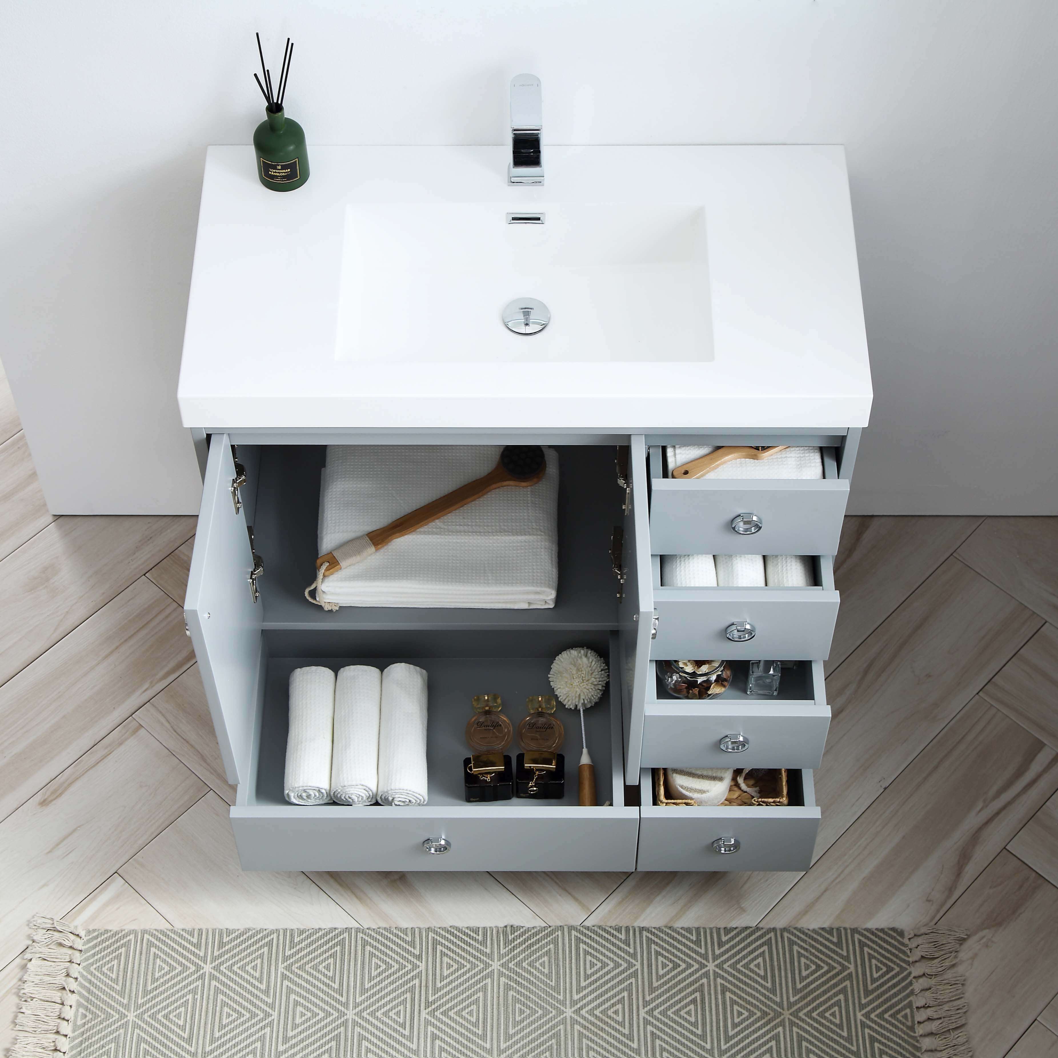 Lyon V8023 Vanity (Sale)