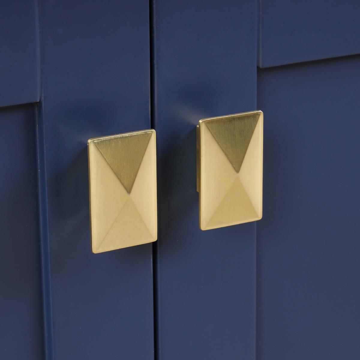 Geneva Handles / Knobs