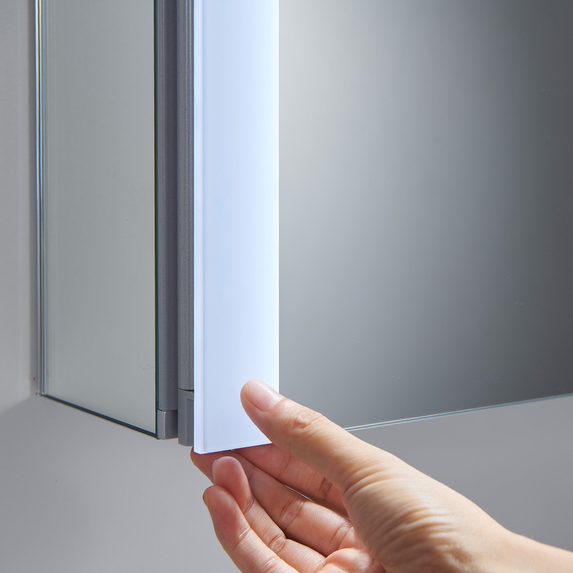 Pollux LED Medicine Cabinet MCL10