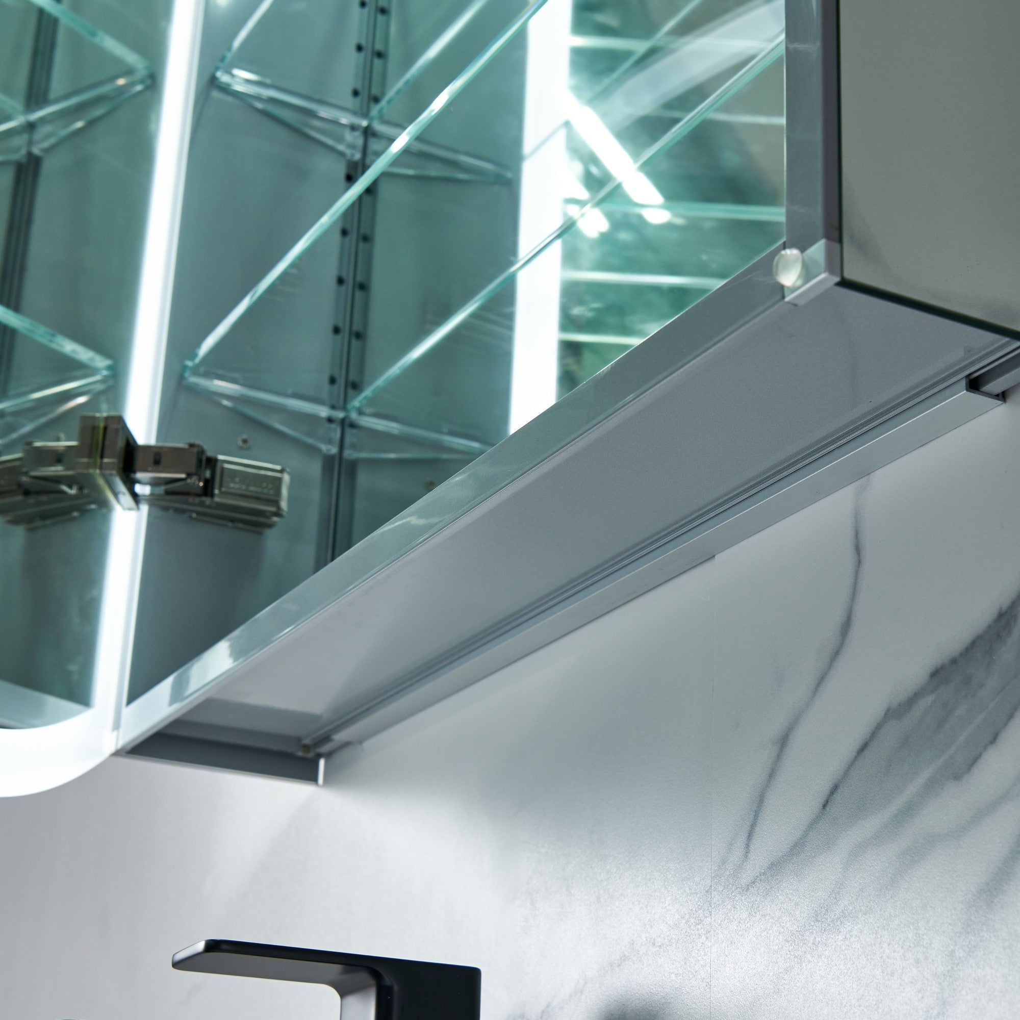 Castor LED Medicine Cabinet MCL7