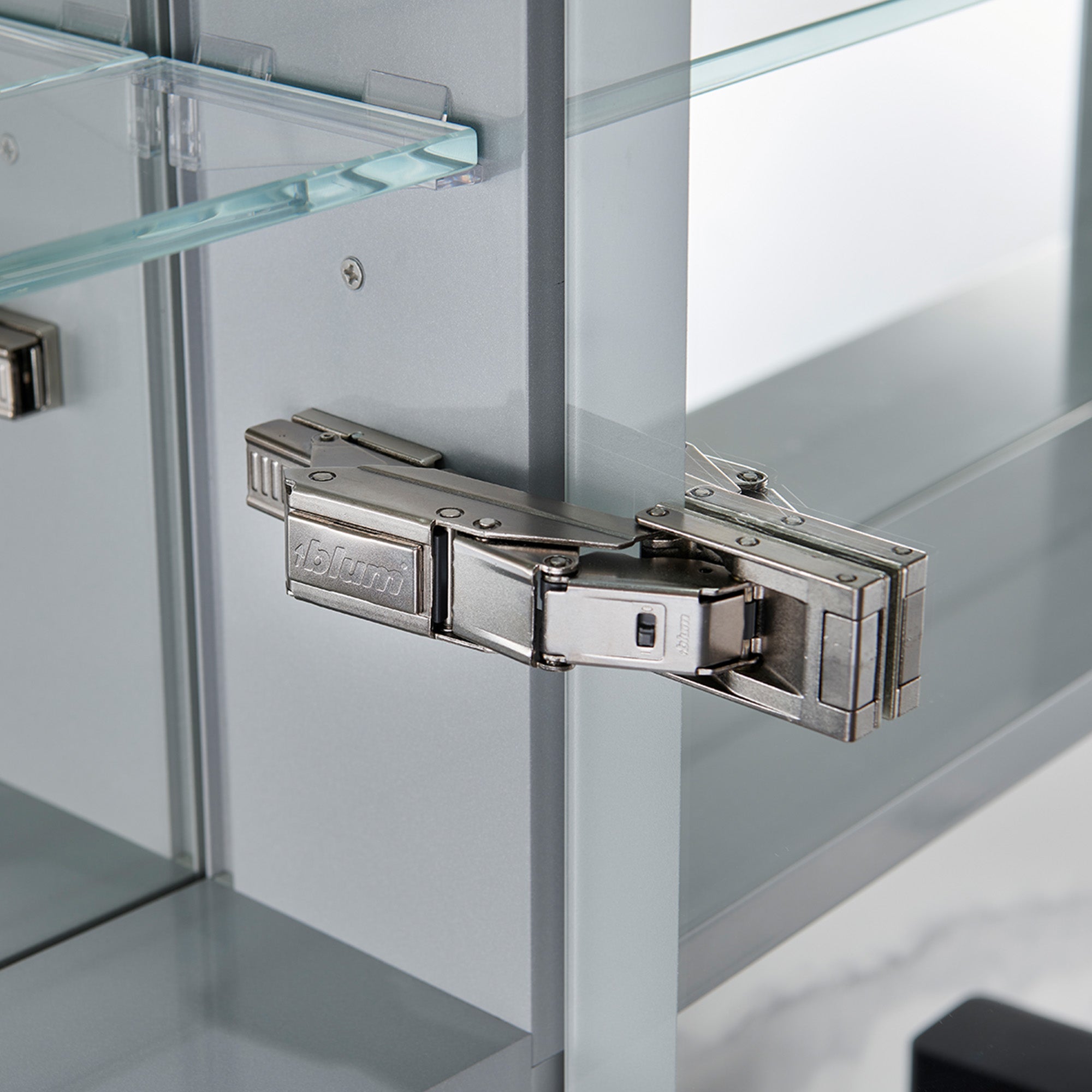 Castor LED Medicine Cabinet MCL7