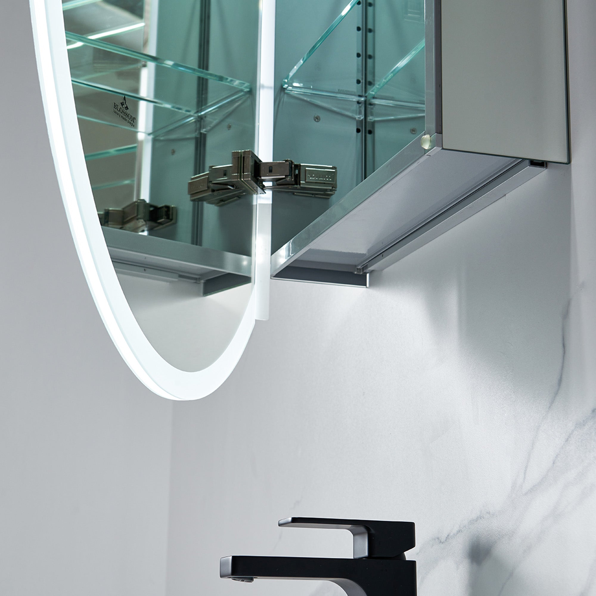 Spica LED Medicine Cabinet MCL8