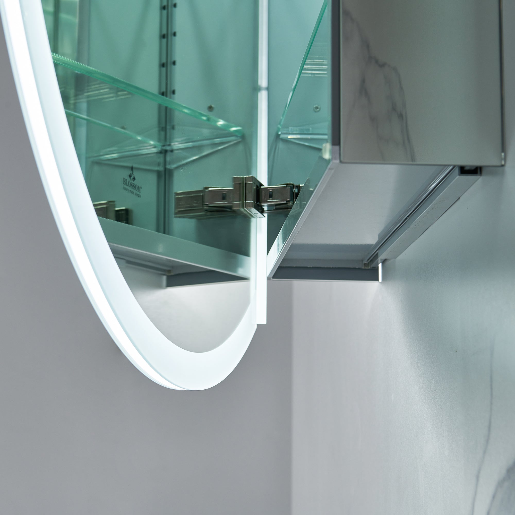 Regulus LED Medicine Cabinet MCL9