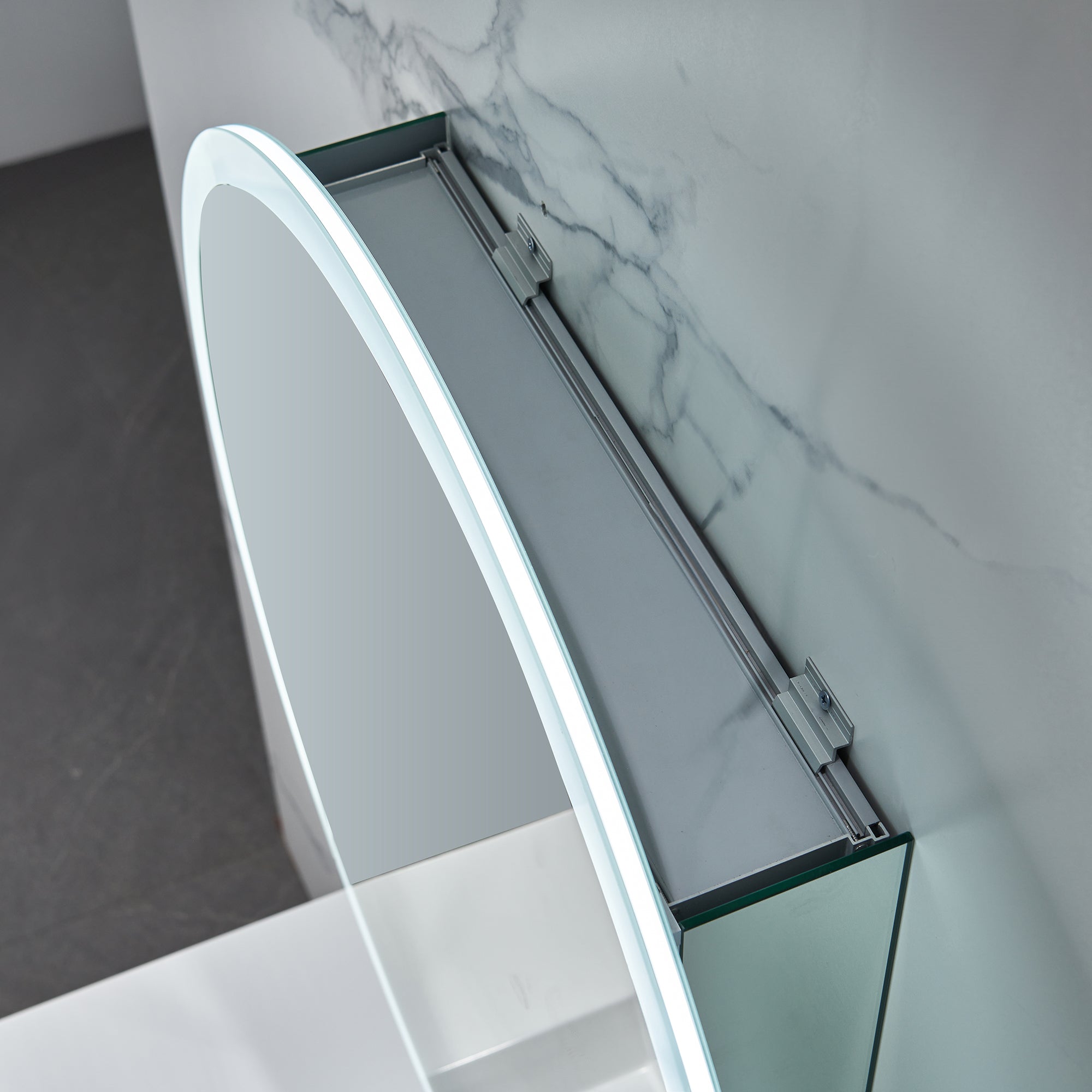 Regulus LED Medicine Cabinet MCL9